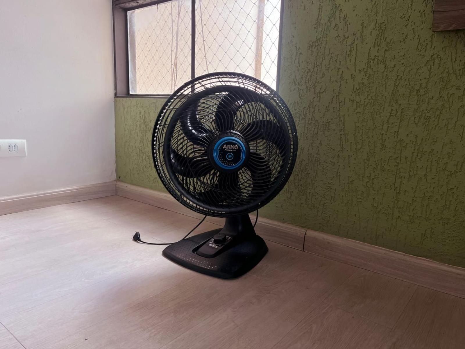 Apartamento Completo Com Ar Condicionado No Jardim America Goiânia